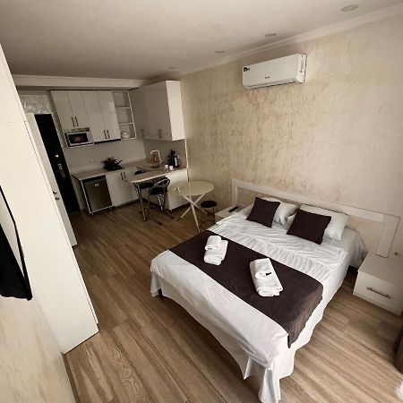 27 Floor Apartments 바투미 외부 사진