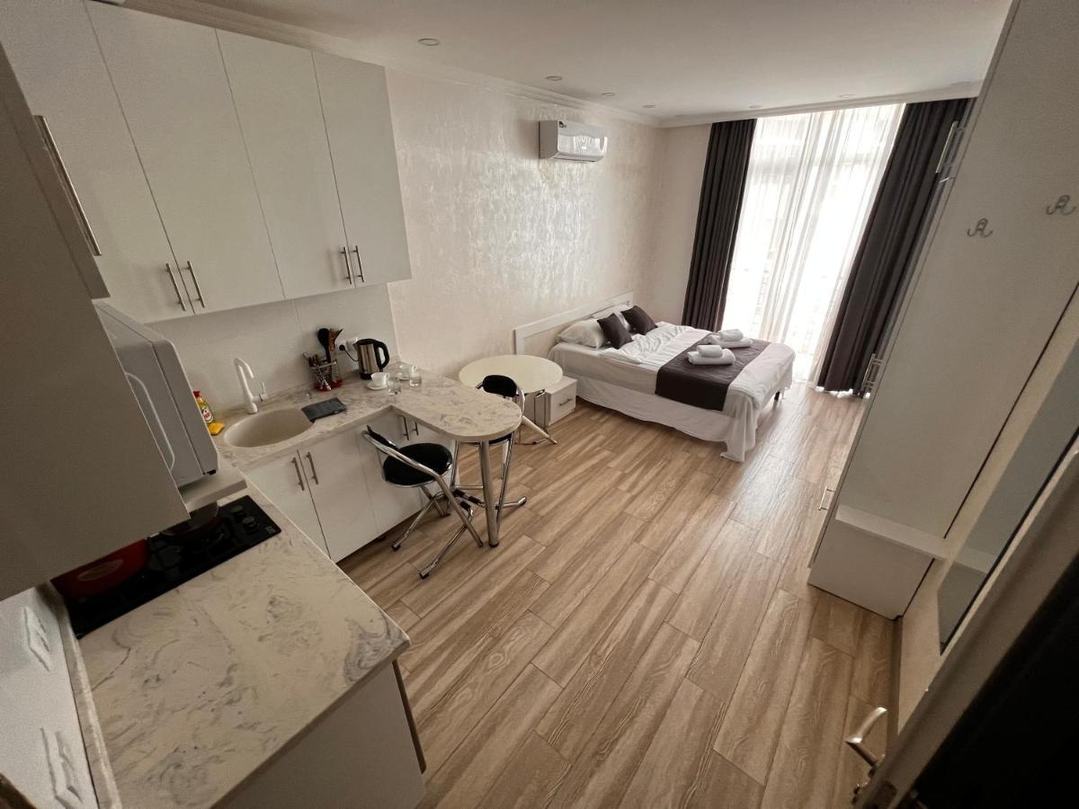 27 Floor Apartments 바투미 외부 사진