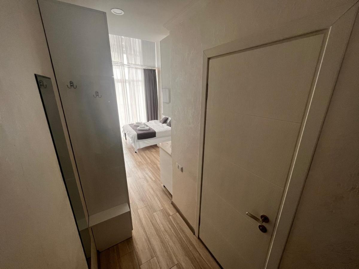 27 Floor Apartments 바투미 외부 사진